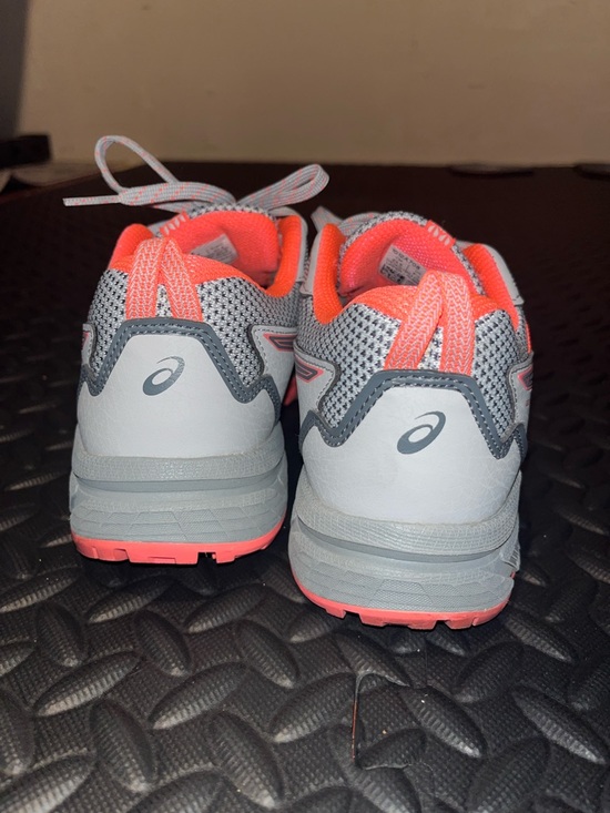ASICS Gel Venture 8 Trail Running Shoes Grey Coral Size 6.5 - Picture 5 of 7